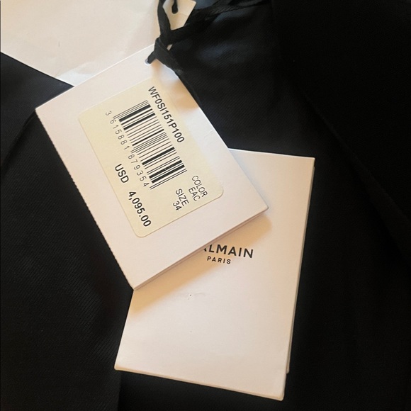 Balmain jacket with sparkly trim and gold buttons. Size 34. - Picture 5 of 5